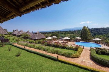 4 Days lake Manyara/ Ngorongoro/ Tarangire safari